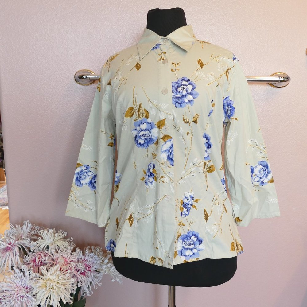 NEW Mileage Floral Blouse- Size M
